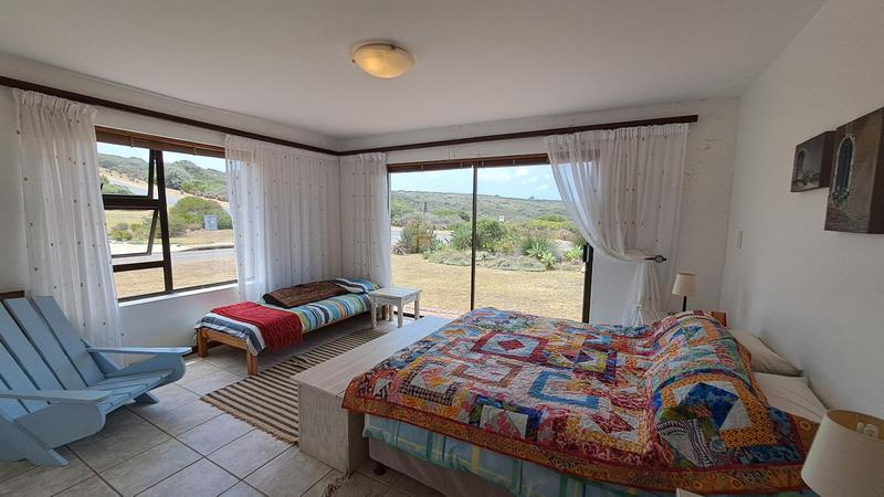 4 Bedroom Property for Sale in Jongensfontein Western Cape